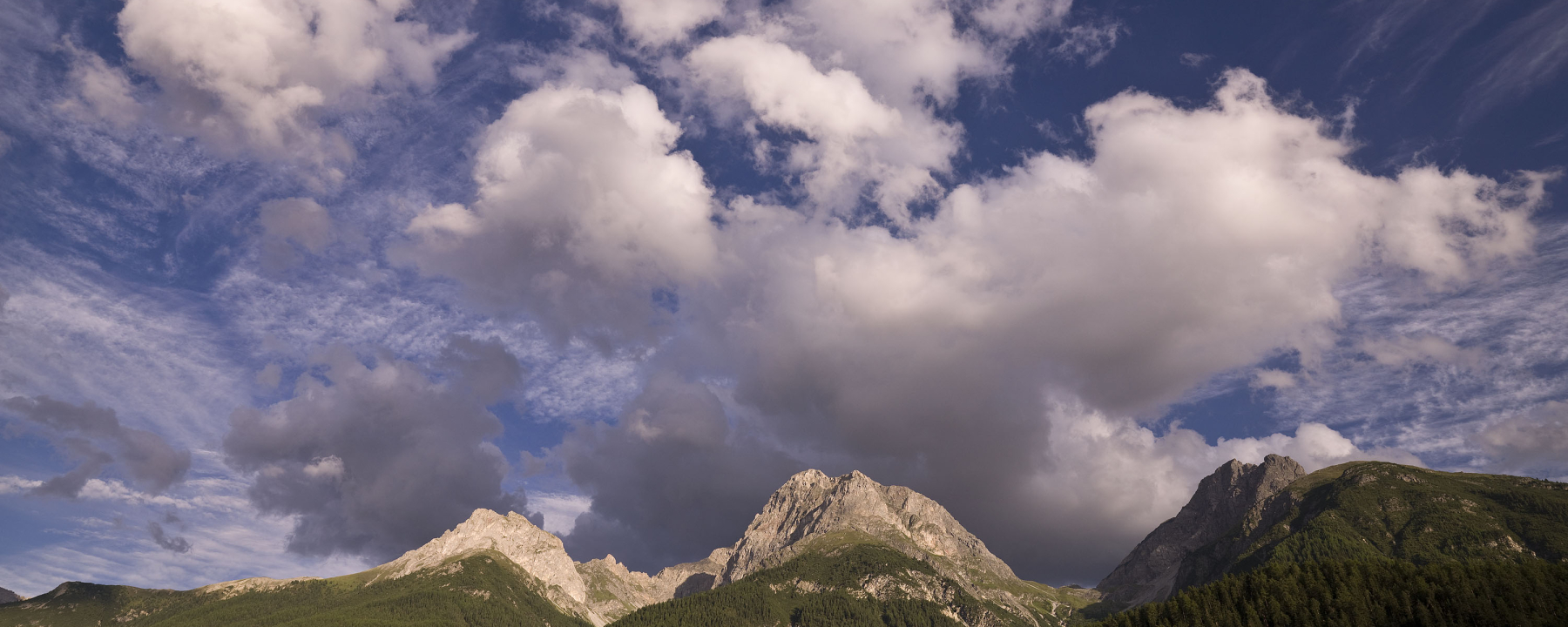 Die Unterengadiner Bergwelt mit dem Piz Lischana