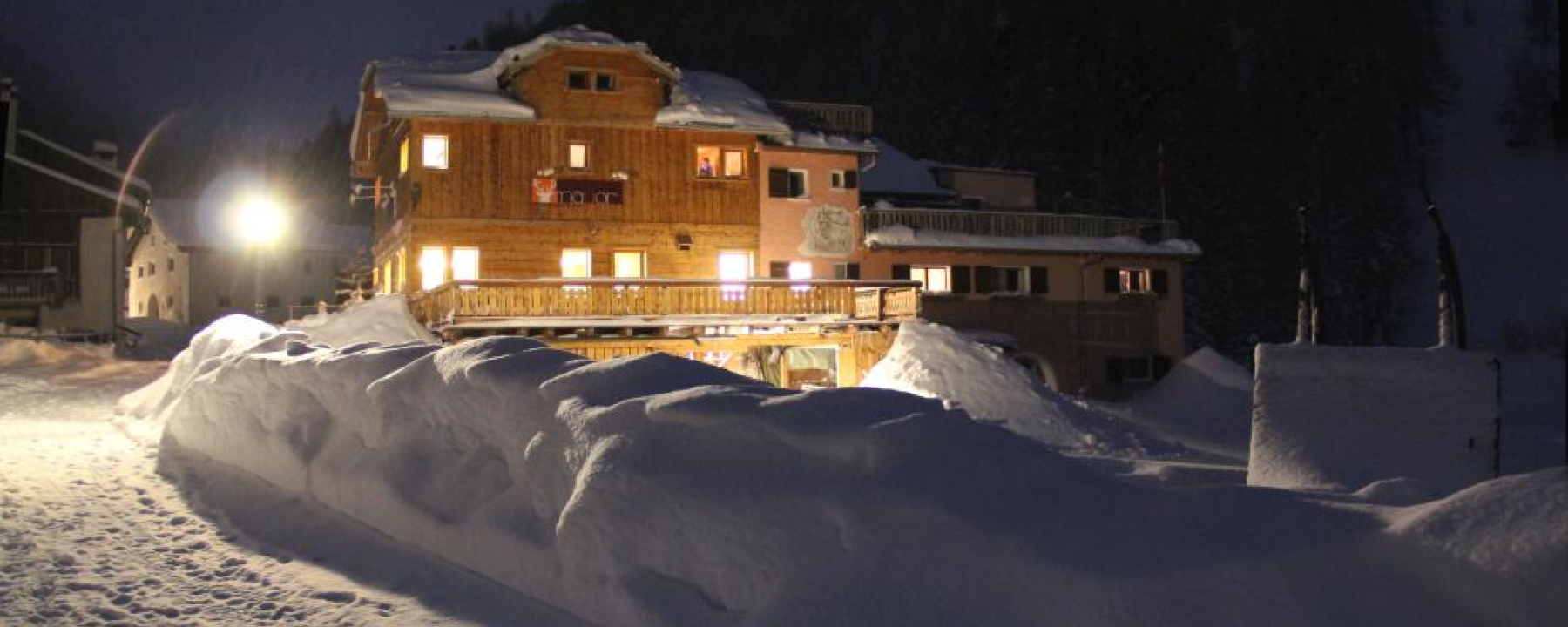 Gasthof Mayor im Val S-charl im Winter