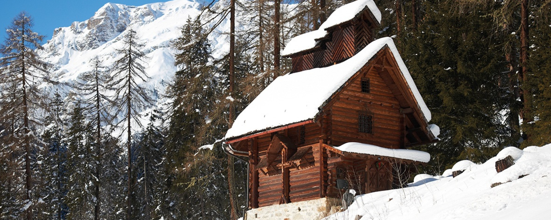 Kapelle Mengelberg an einem sonnigen Wintertag
