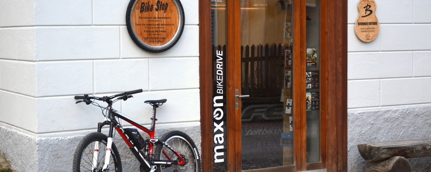 Bike Stop Lavin
