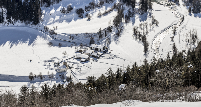 Langlaufen auf der Loipe Scuol-Martina.