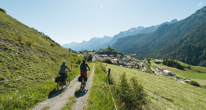 Innradweg, Unterengadin – Fahrt nach Ardez
