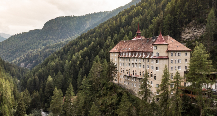 Kurhaus Val Sinestra im Seitental Val Sinestra, Unterengadin