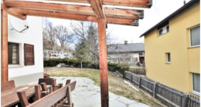 Gedeckter Sitzplatz