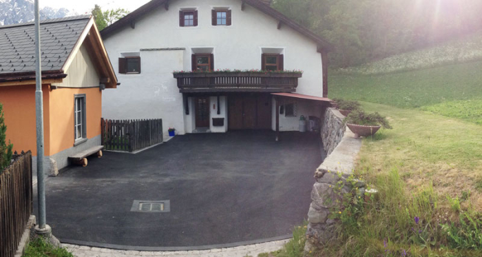 Neuer Vorplatz seit Frühling 2014