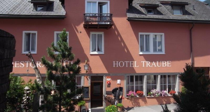 Hotel Traube Scuol Hotel Traube Scuol