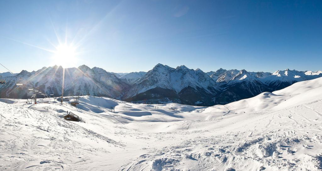 Bergpanorama im Skigebiet Motta Naluns Bergpanorama im Skigebiet Motta Naluns