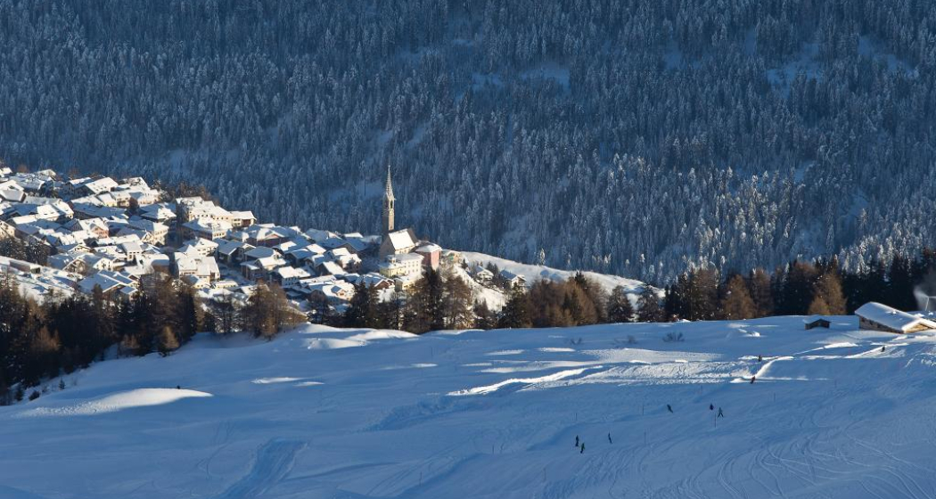 Blick auf Sent und die Sömmibar Blick auf Sent und die Sömmibar