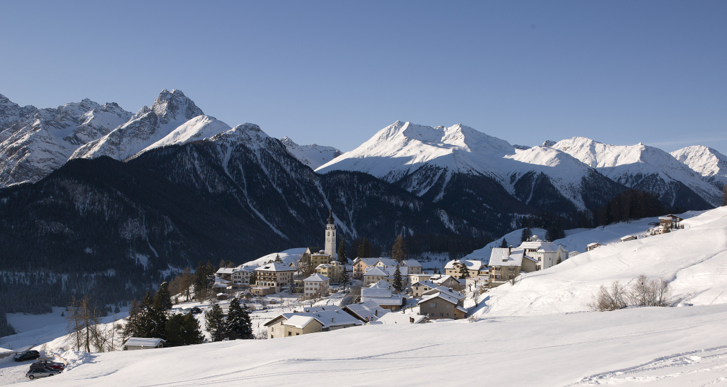 Blick auf das Dorf Ftan Blick auf das Dorf Ftan