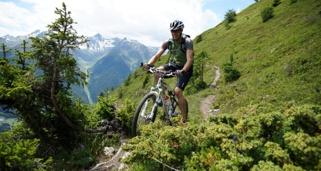 Zwischen Alp Murtera Dadoura und Alp Sura Zwischen Alp Murtera Dadoura und Alp Sura