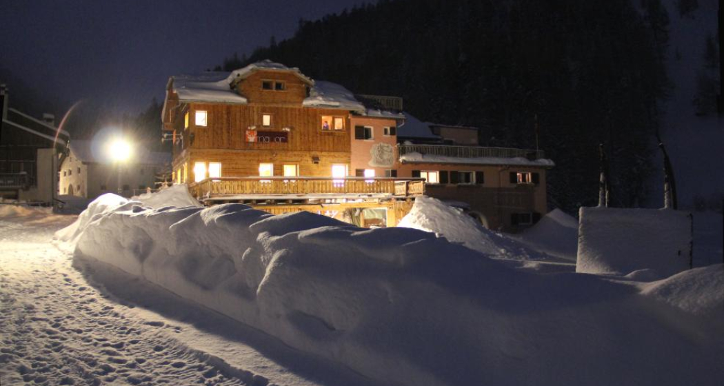 Gasthof Mayor im Val S-charl im Winter Gasthof Mayor im Val S-charl im Winter