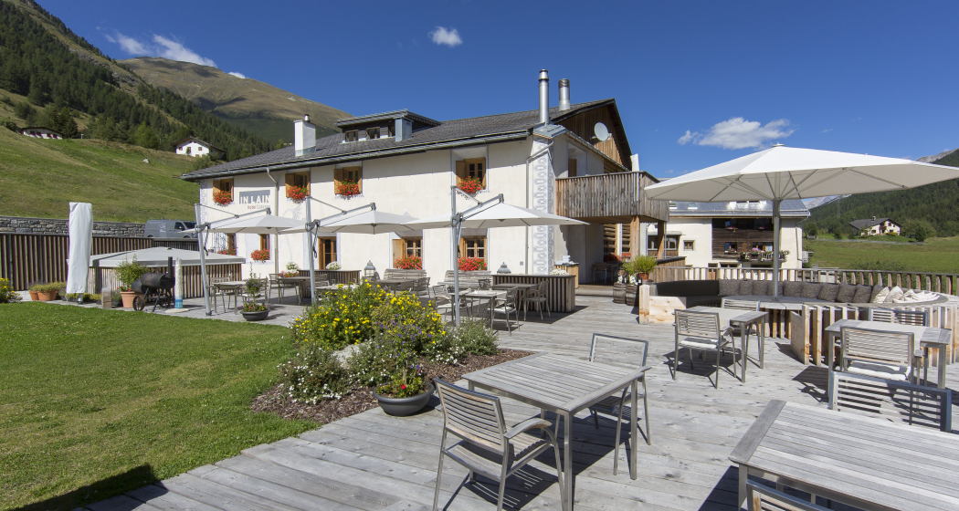 IN LAIN Hotel Cadonau – La Stüvetta (oua_31770594_image) IN LAIN Hotel Cadonau – La Stüvetta (oua_31770594_image)