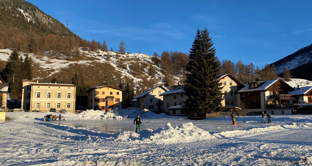 Natureisfeld Zernez Natureisfeld Zernez