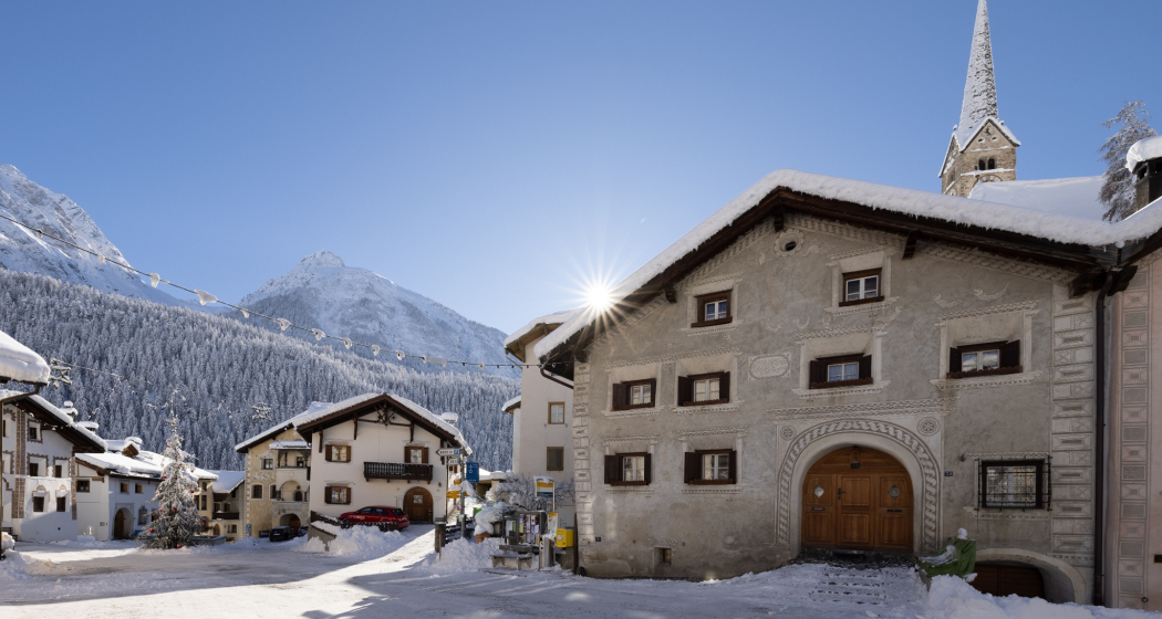 Scuol Plaz im Winter Scuol Plaz im Winter