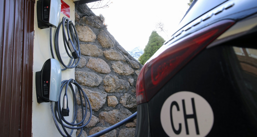 E-Tankstelle für alle Typen E-Tankstelle für alle Typen