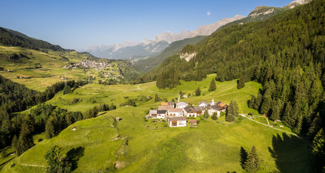 Sur En d'Ardez (oua_72937967_image) Sur En d'Ardez (oua_72937967_image)