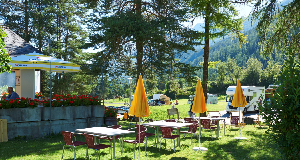 Terasse TCS Camping Scuol Terasse TCS Camping Scuol