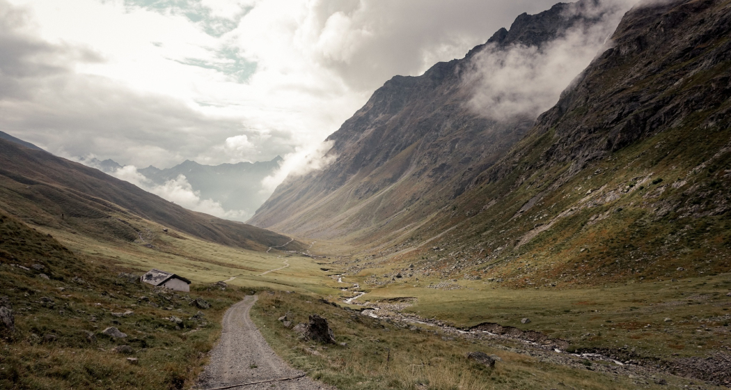 Weitwanderung Bergsteigerdorf Guarda – Chamonna Tuoi CAS (oua_96964107_image)