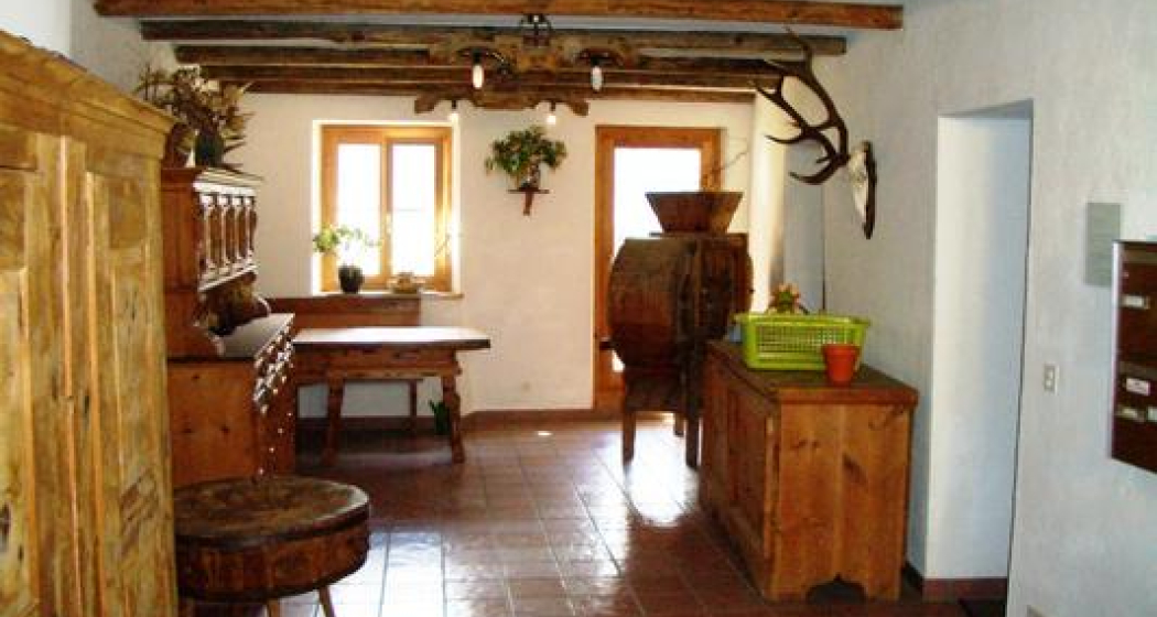 Eingagsbereich des Mehrfamilienhauses Eingagsbereich des Mehrfamilienhauses