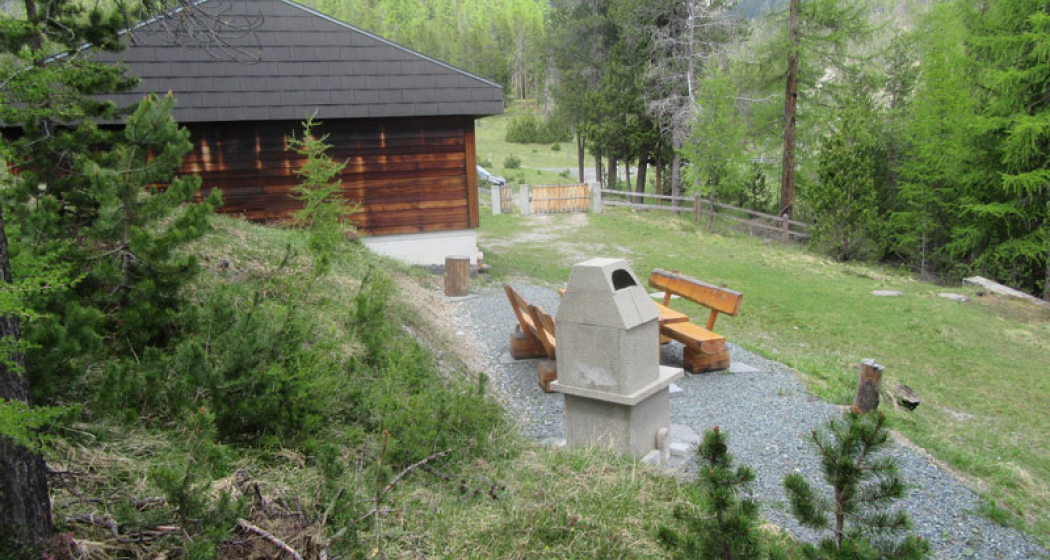 Aussenansicht/Exterior view