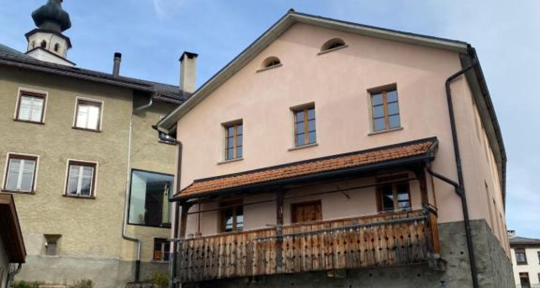 Chasa Genuina (tom_tds00020014850342789_image) Chasa Genuina (tom_tds00020014850342789_image)