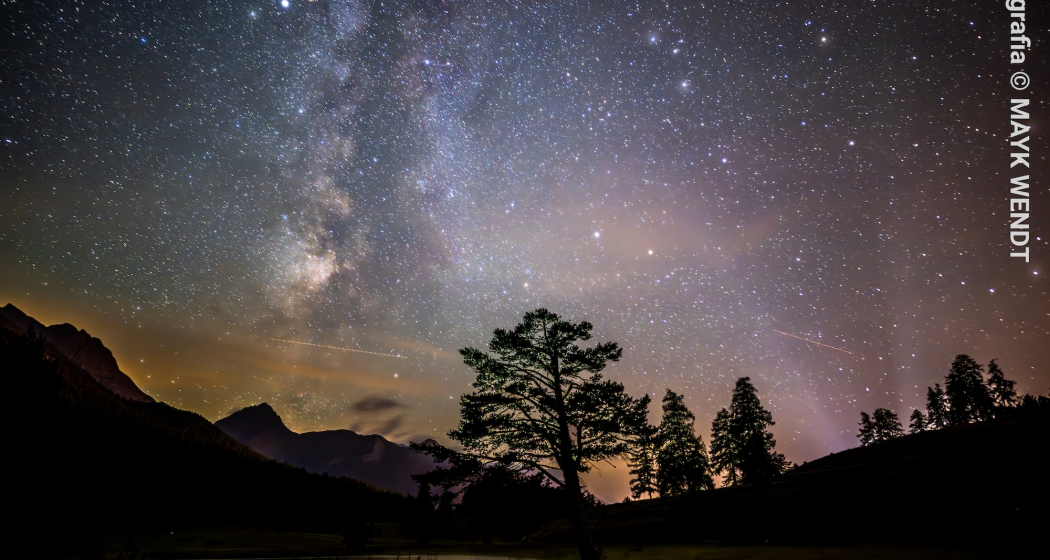 Fotoausstellung Sternenhimmel Engadin (gdl_877760754_image) Fotoausstellung Sternenhimmel Engadin (gdl_877760754_image)