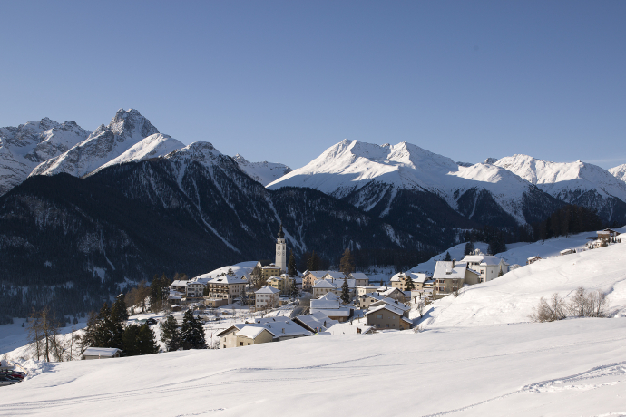 Blick auf das Dorf Ftan