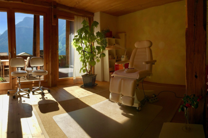 Cosmétiques naturels et traitements de massage - Ursina Margadant (oua_33600477_image)