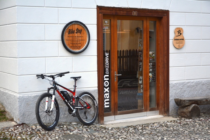 Bike Stop Lavin Bike Stop Lavin