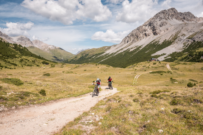 Tour en vélo du parc national (oua_609604596_image)