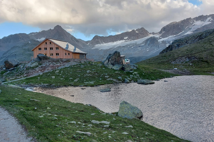 Chamanna da Grialetsch CAS - Grialetsch Hut SAC (oua_611854377_image)