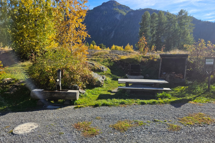 Feuerstelle Ardez (oua_621007382_image) Feuerstelle Ardez (oua_621007382_image)