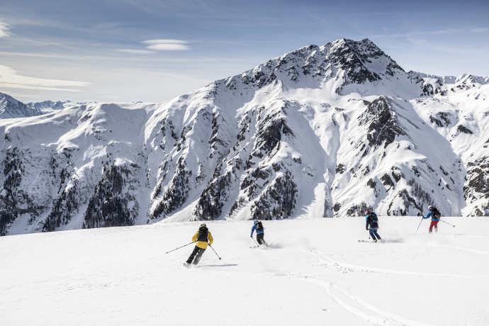 Descente panoramique du Piz Cotschen Descente panoramique du Piz Cotschen