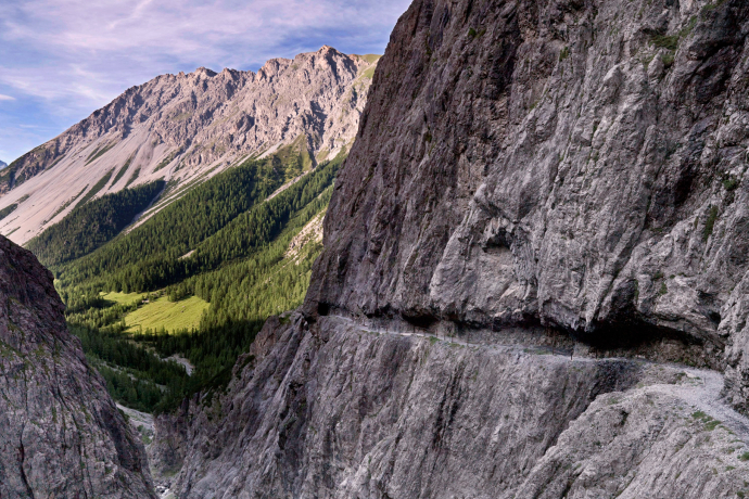 The smugglers' trail in Val d'Uina (gdl_475748597_image)