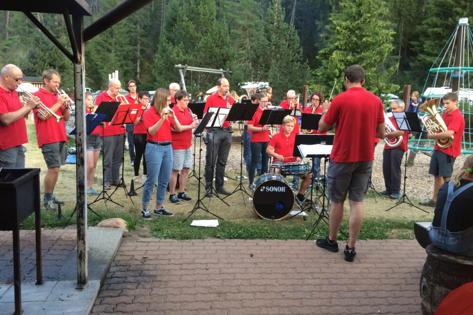 Concert da stà/Sommerkonzert der Dorfmusik (gdl_691008284_image)