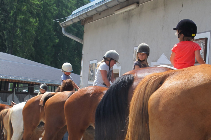 Jugendreitlager (gdl_810859095_image)