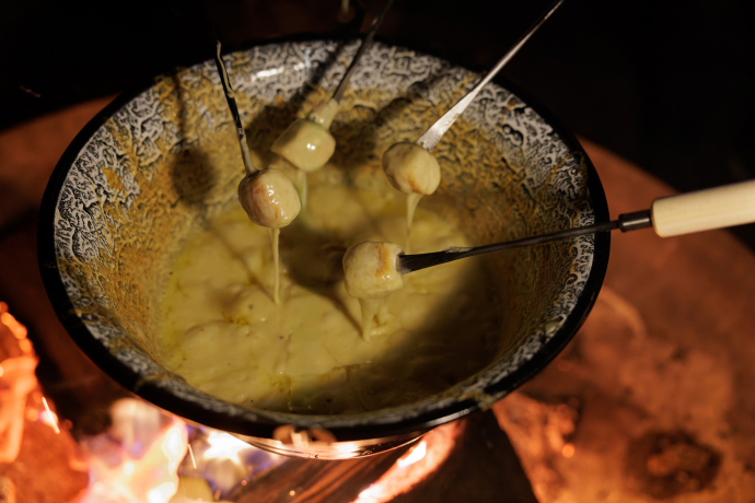 Vollmond-Fondueplausch mit Lagerfeuergeschichten (gdl_904284064_image)