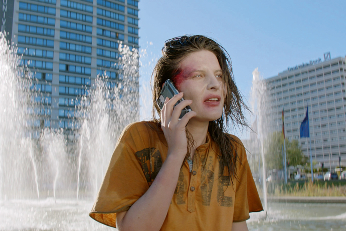 Vernissage What is the Word (gdl_904644003_image)