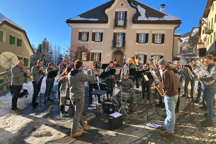 Concert da silvester da la musica da Sent (gdl_906489905_image)