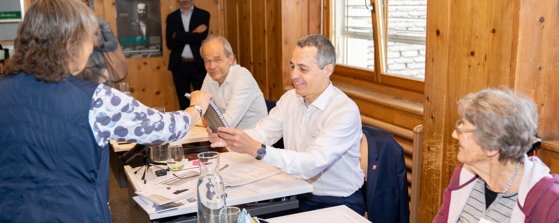 Bundesrat Ignazio Cassis im Romanischkurs in Scuol