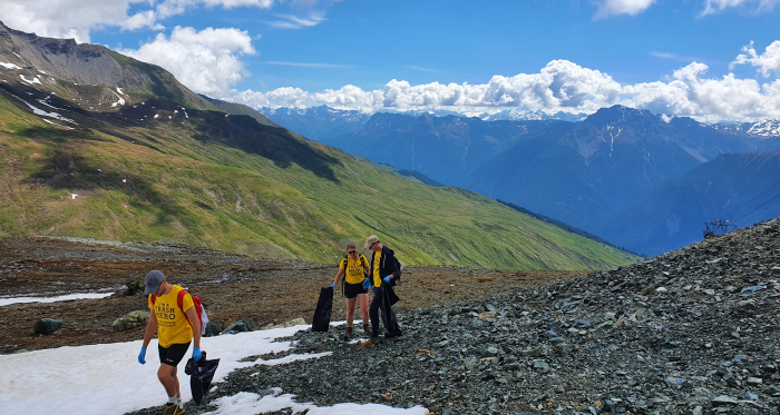 Trash Hero Pisten-Cleanup Scuol – Motta Naluns – myclimate Cause We Care