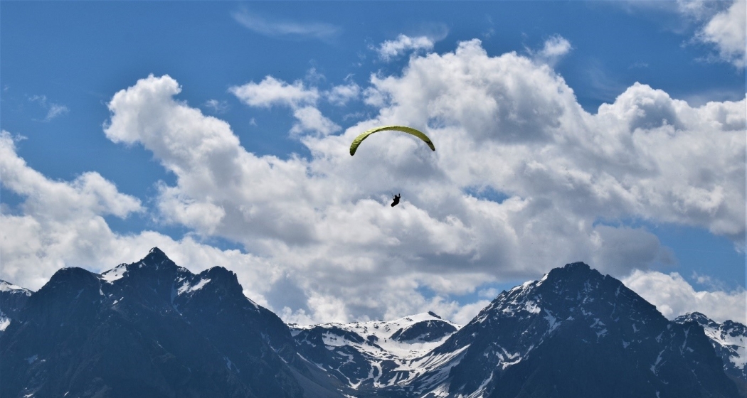 Gleitschirm © Corniglias Scuol