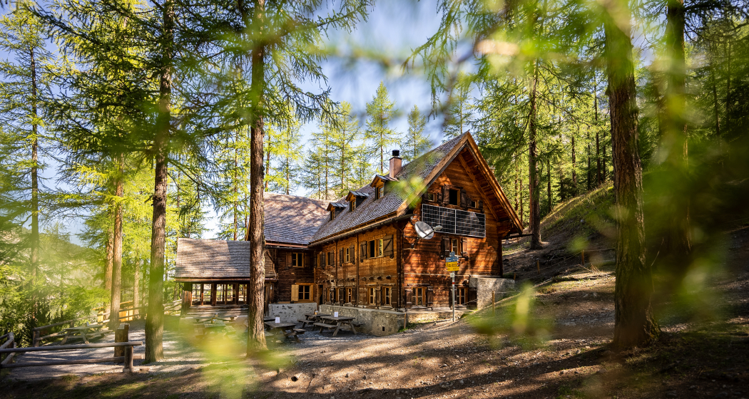 Die Chamanna Cluozza im Schweizerischen Nationalpark