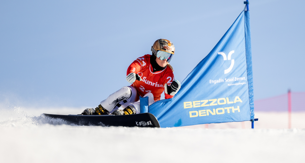 Julie Zogg beim FIS Snowboard Weltcup Scuol 2023