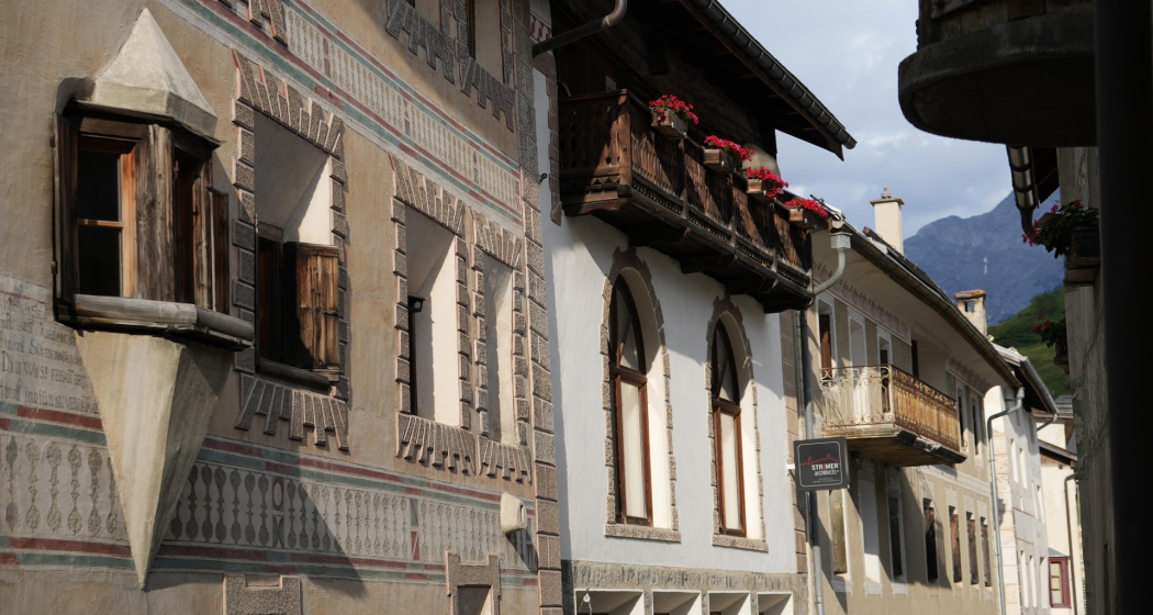 Ardez im Sommer
