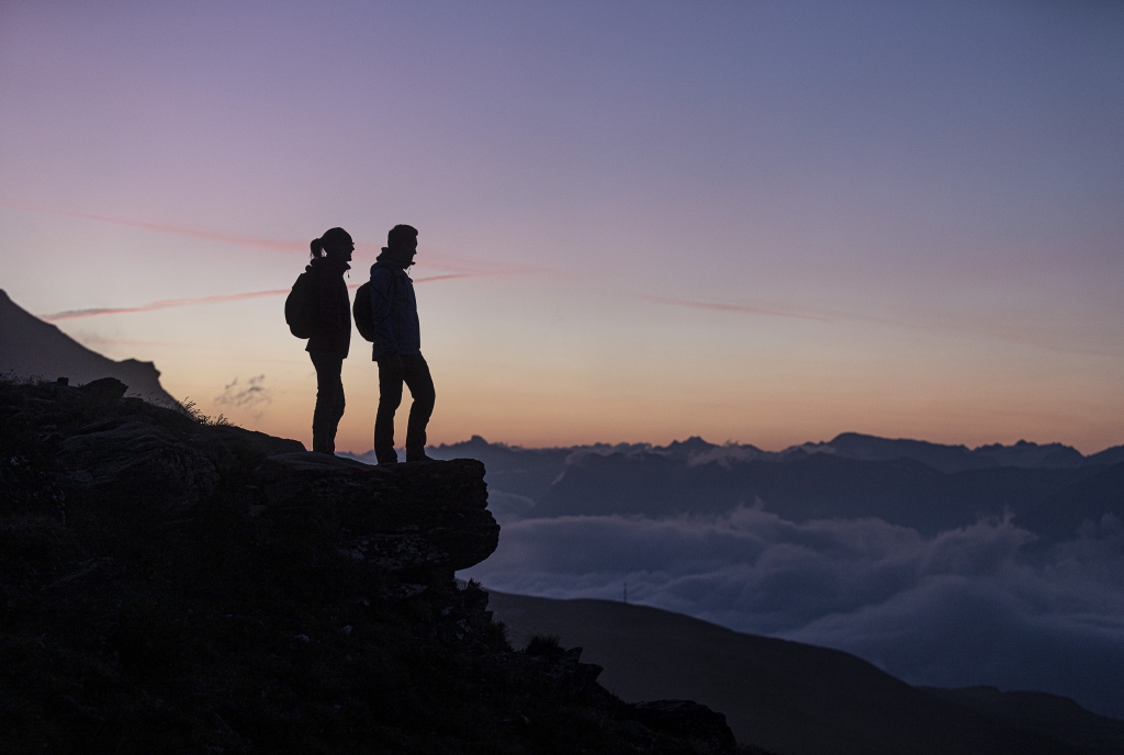 Wanderung mit Sonnenaufgang im Engadin