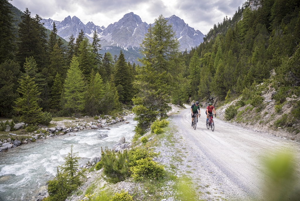 Gravel-Tour auf der Muntada S-charl im Engadin