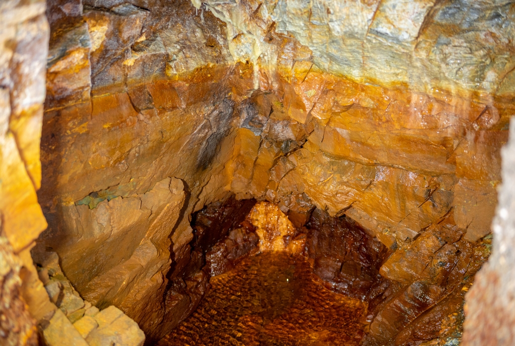 Sotsass-Quelle von innen – Mineralwasserwege Scuol – Dominik Täuber
