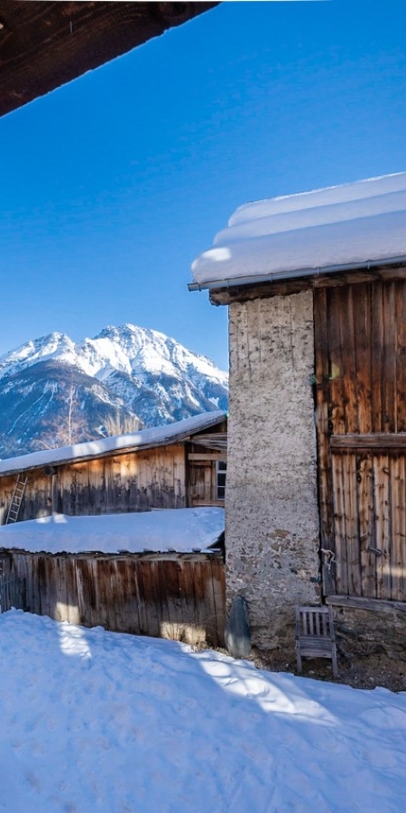 Ihre Ferienwohnung in Engadin Scuol Zernez, Schweiz. Ihre Ferienwohnung in Engadin Scuol Zernez, Schweiz.