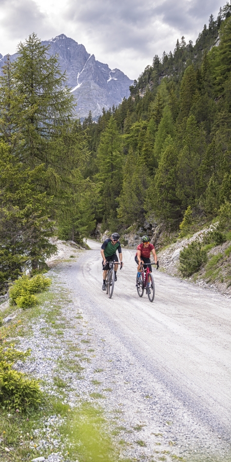 Gravel-Tour auf der Muntada S-charl im Engadin